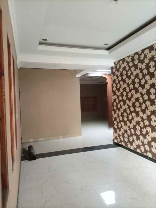 dijual cepat rumah terawat tanpa renov strategis