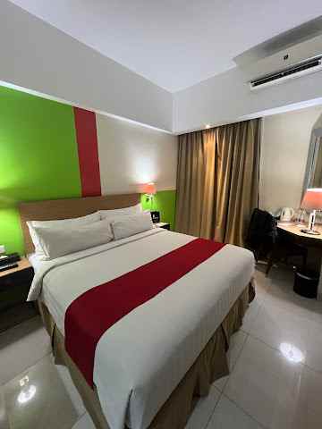 dijual hotel bintang 3 di ambarukmo jogja