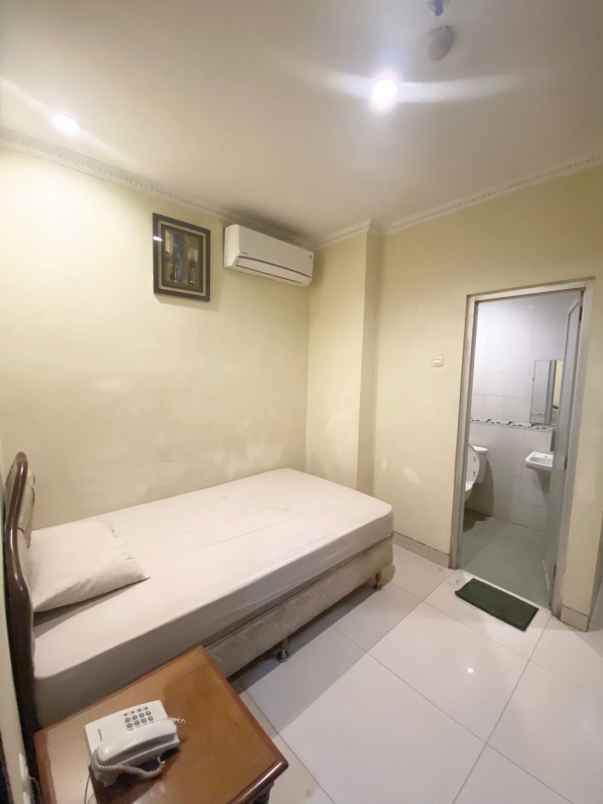 dijual hotel gunung sahari utara kec