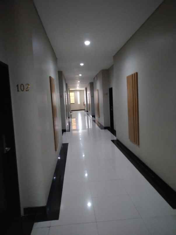 dijual hotel pejanggik kec mataram kota