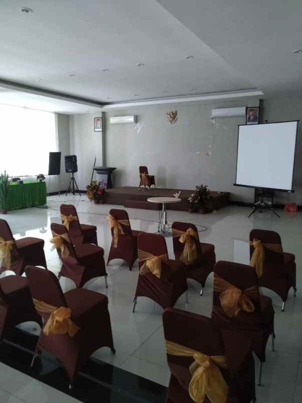 dijual hotel pejanggik kec mataram kota