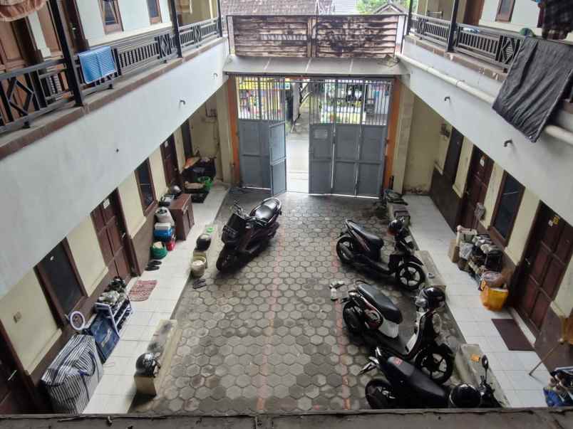 dijual kost jl kandang sapi rt 02 rw