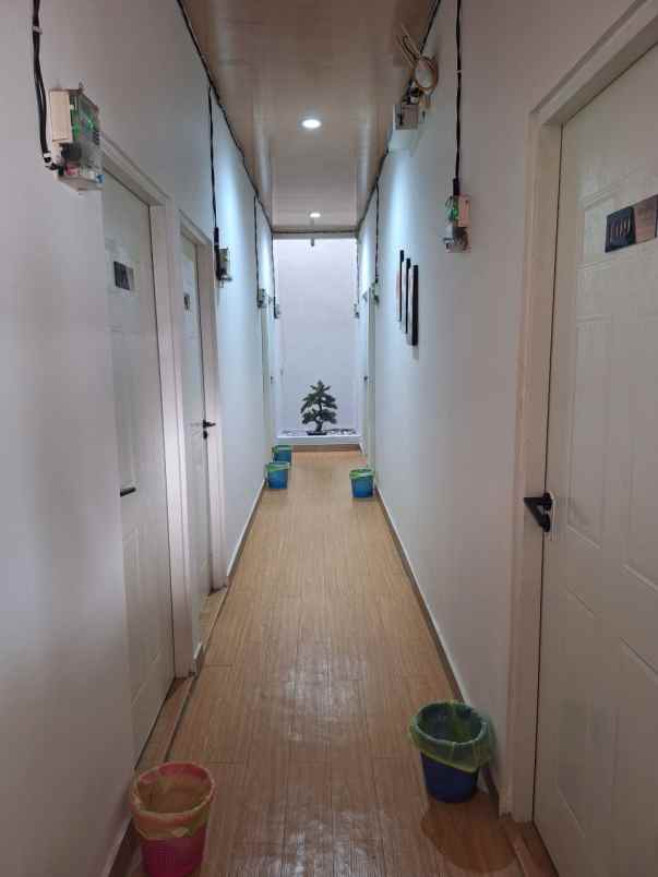 dijual kost jl mawar iii jurang manggu