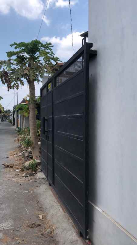 dijual kost kasihan
