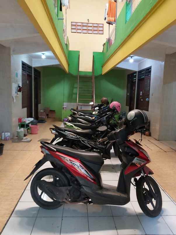 dijual kost tembalang