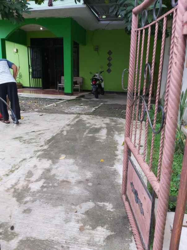 dijual kost tembalang