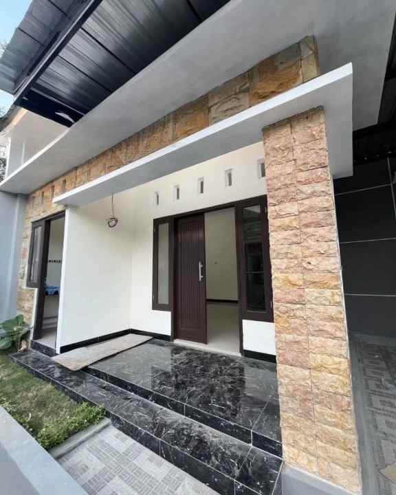 dijual kost wedomartani kec ngemplak