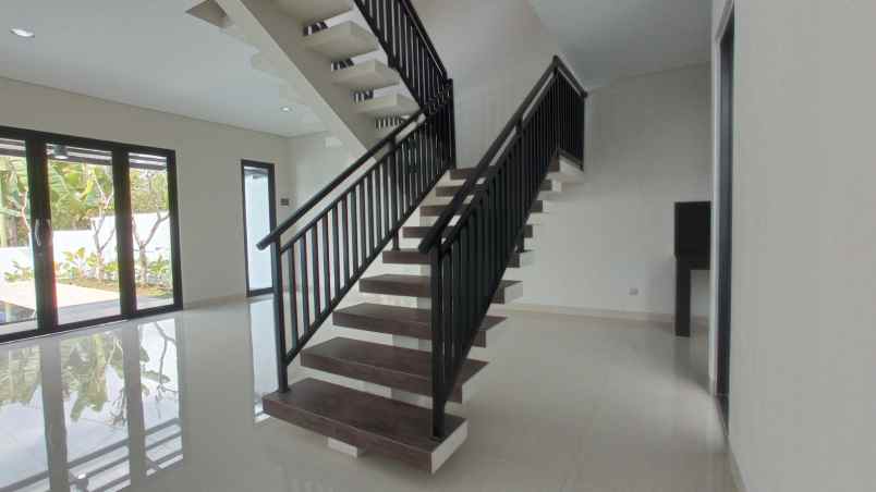 dijual murah modern exlusive dengan konsep villa jogja