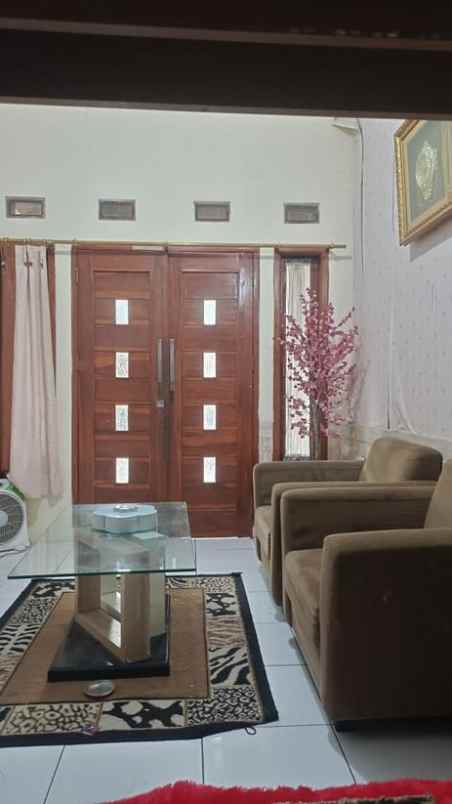 dijual ruko gudang kantor cisaranten wetan bandung