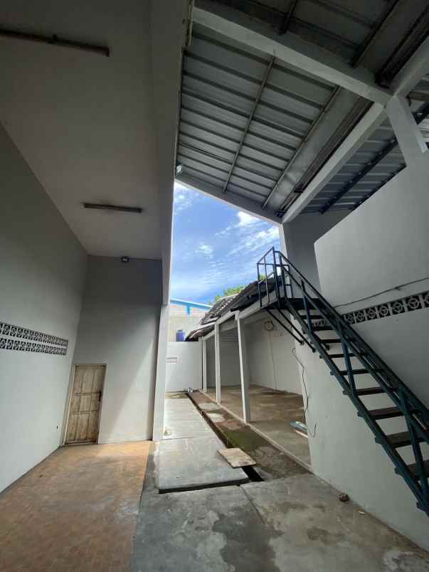 dijual ruko gudang kantor jalan lingkungan lebak