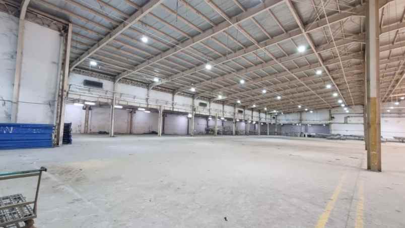 dijual ruko gudang kantor jalan raya cikarang