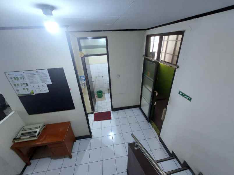 dijual ruko gudang kantor jl pelajar pejuang