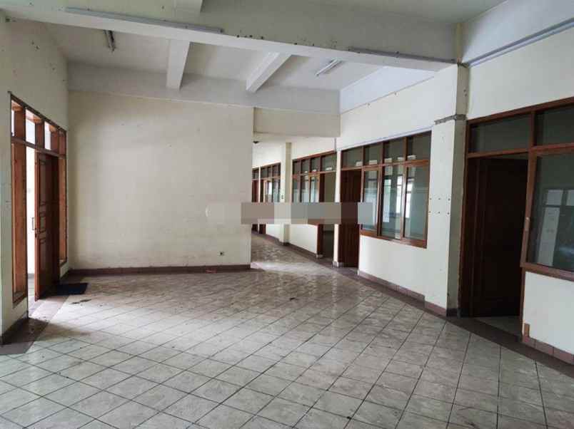 dijual ruko gudang kantor jl tubagus ismail sekeloa