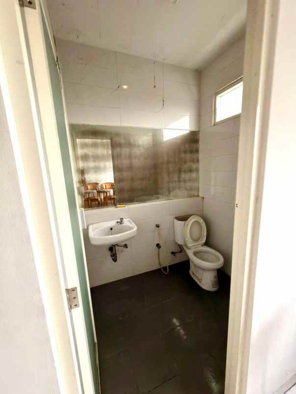 dijual ruko gudang kantor kutisari wonocolo surabaya