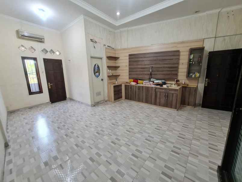 dijual ruko gudang kantor villa tomang baru kutabumi