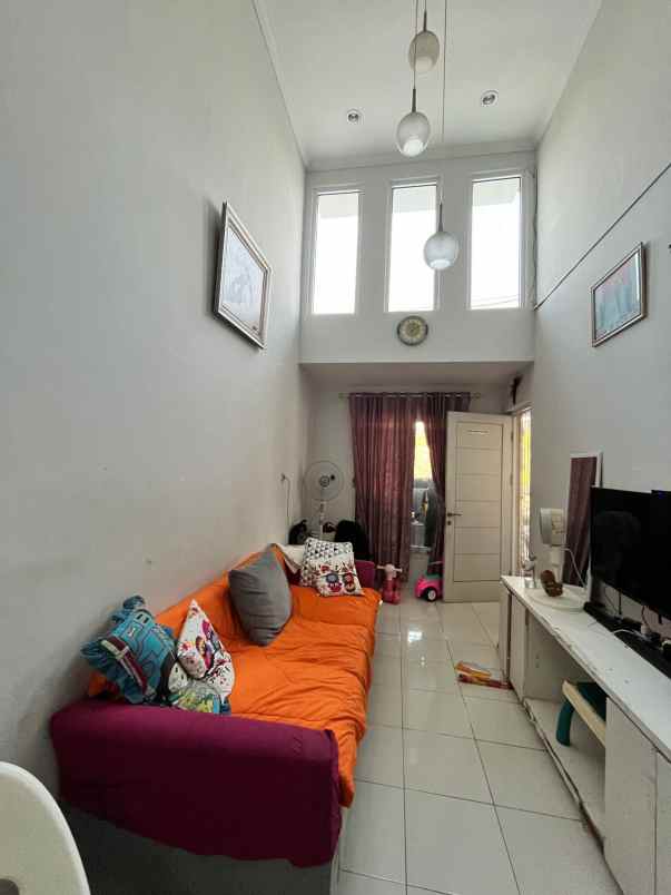 dijual rumah 1 lantai di kemang pratama 5 bekasi