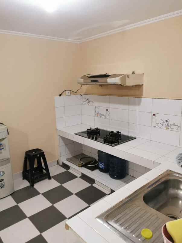 dijual rumah 2 lantai di kemang pratama 2 bekasi