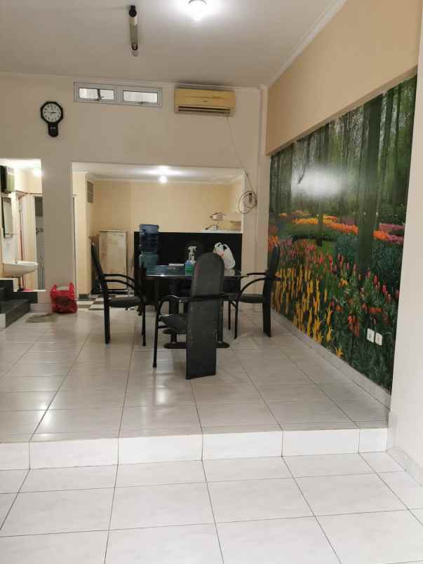 dijual rumah 2 lantai di kemang pratama 2 bekasi