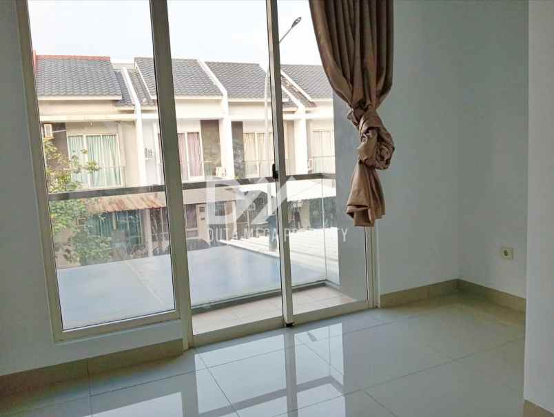 dijual rumah 2 lantai di residence one bsd city