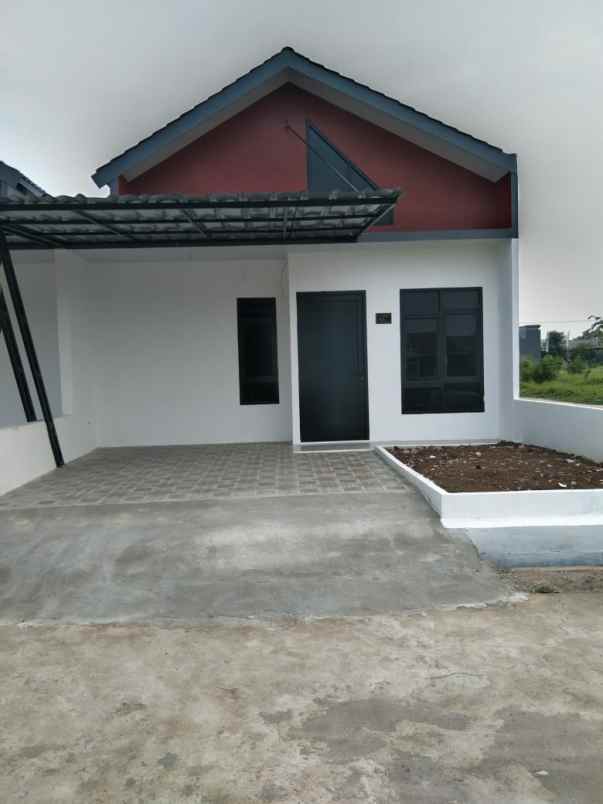 dijual rumah adiarsa tim kec karawang tim