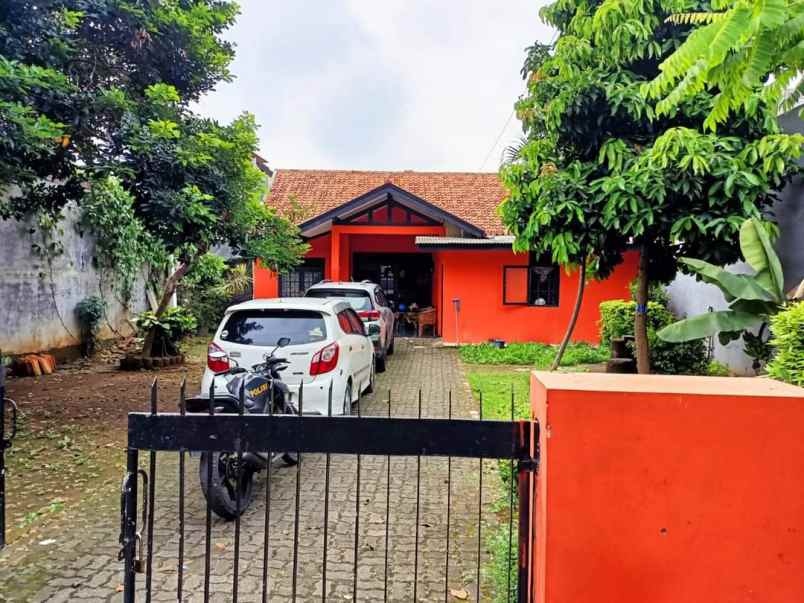 dijual rumah akses strategis di petukangn utara