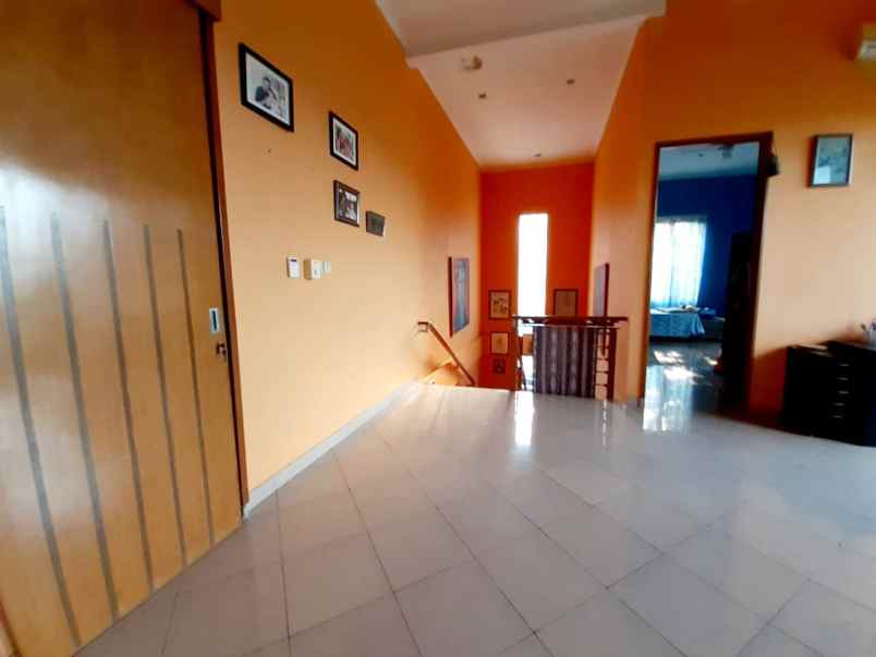 dijual rumah ampera