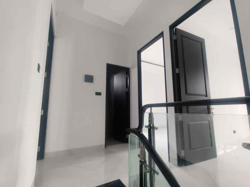 dijual rumah araya galaxy bumi permai