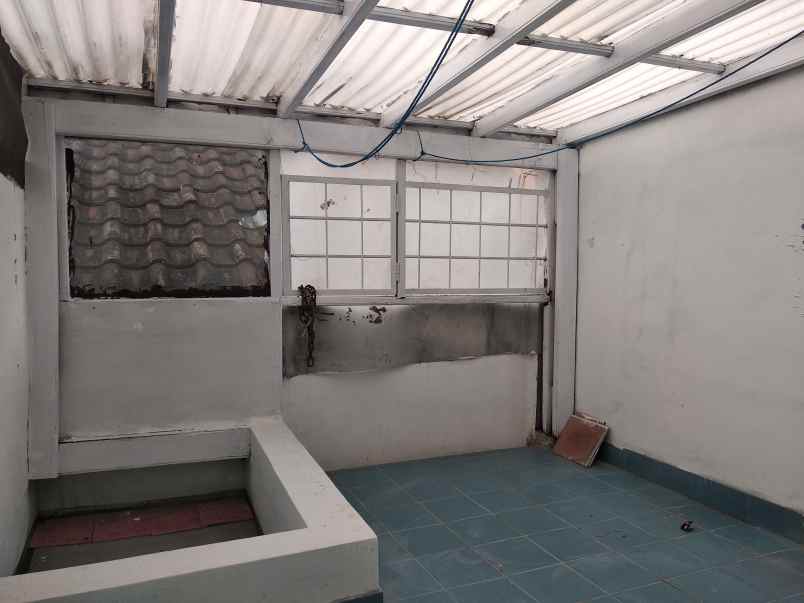 dijual rumah arcamanik