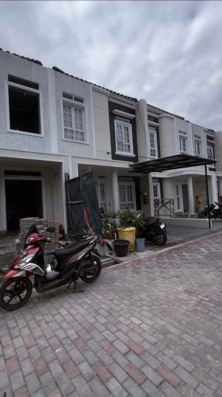 dijual rumah arcamanik kota bandung