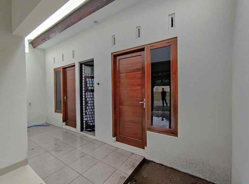 dijual rumah argorejo