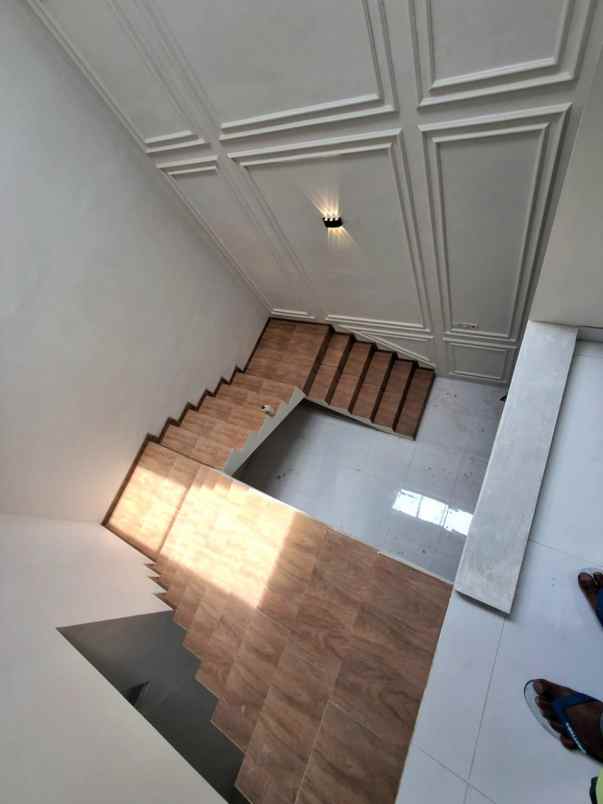 dijual rumah asrikaton