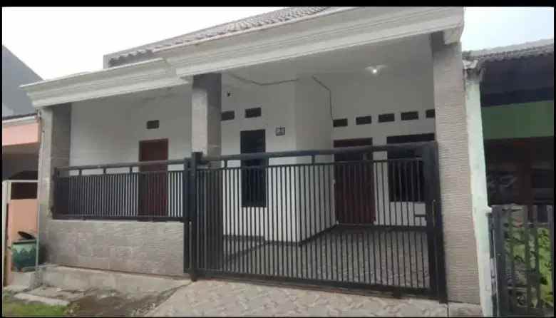 dijual rumah babatan indah surabaya