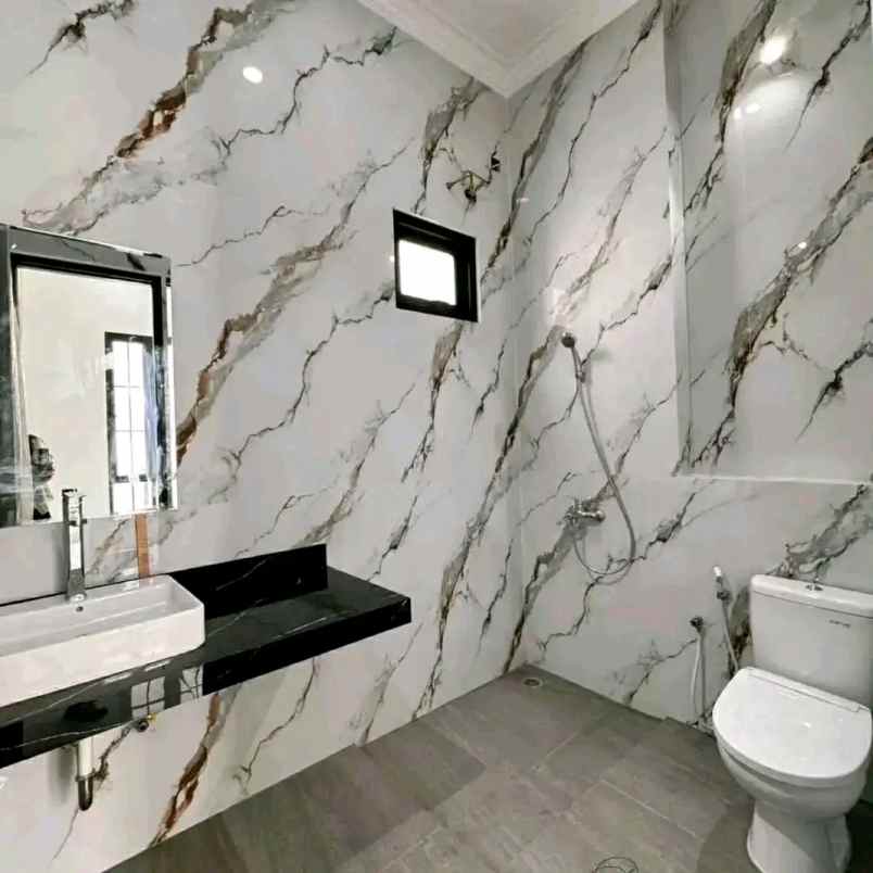 dijual rumah babatan pantai