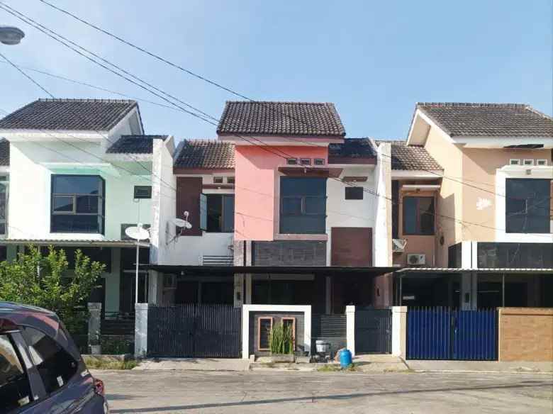 dijual rumah babatan permai surabaya