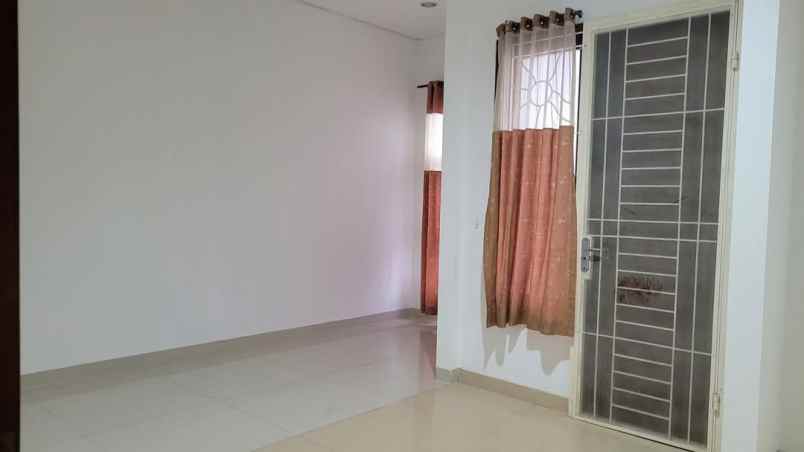 dijual rumah bagus dalam cluster cipadu jaya