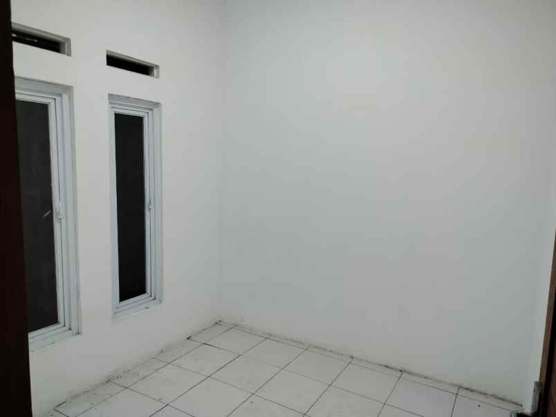 dijual rumah bangunjiwo