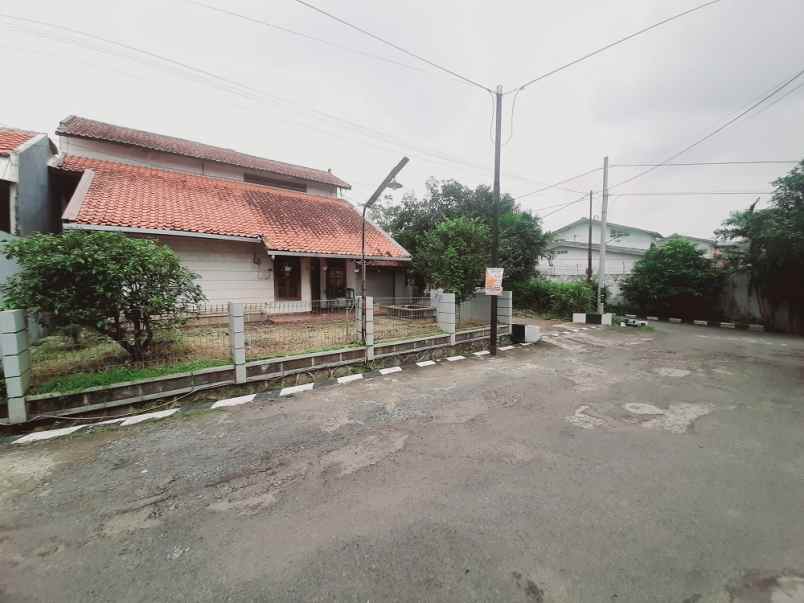 dijual rumah banyumanik