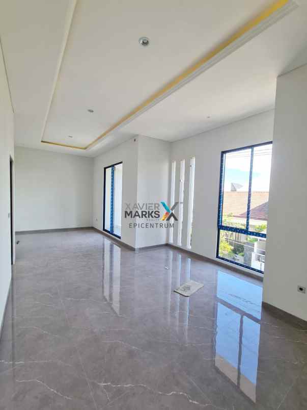 dijual rumah baru gress di manyar kertoadi galaxy mall