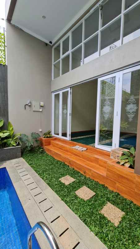 dijual rumah baru minimlais modern di setiabudi