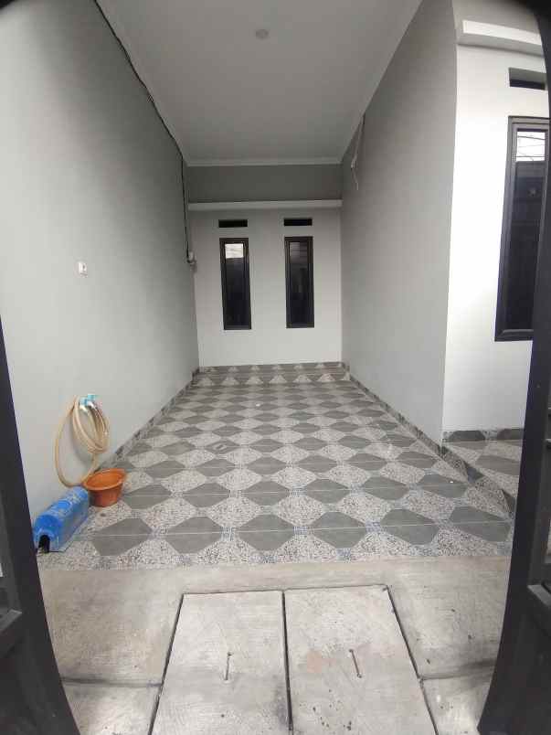 dijual rumah baru poris indah