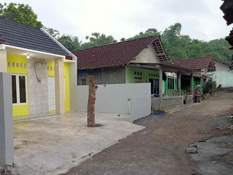 dijual rumah baru siap huni pain cantik