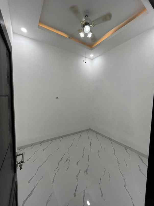 dijual rumah batu ampar kramatjati jaktim