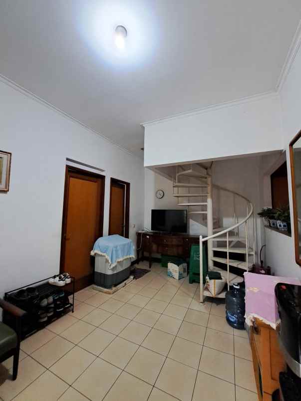 dijual rumah batununggal elok