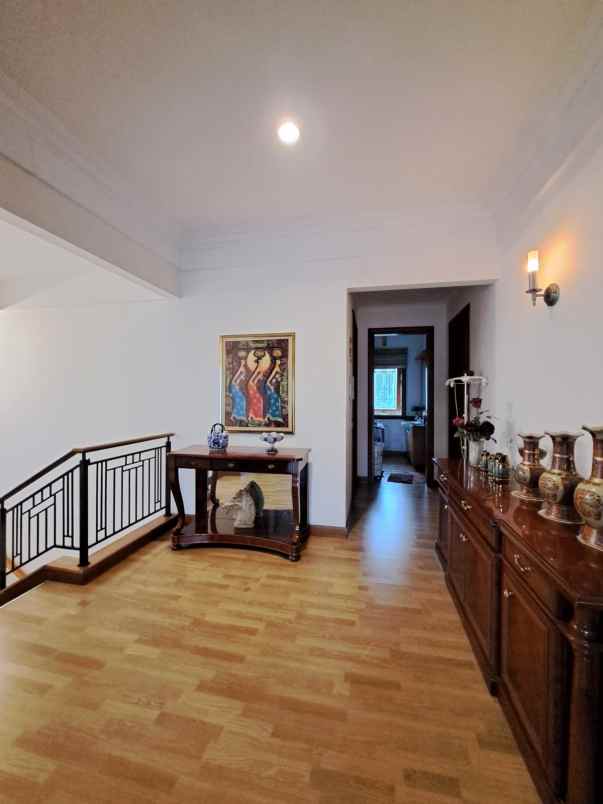 dijual rumah batununggal elok