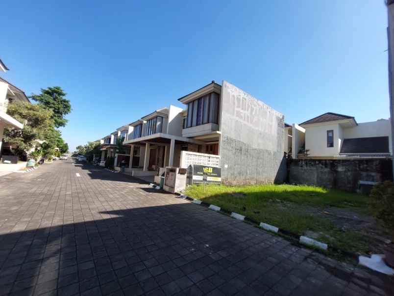 dijual rumah baturetno