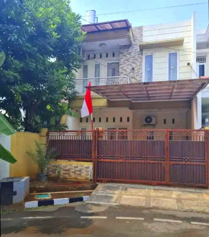 dijual rumah billy moon pondok kelapa