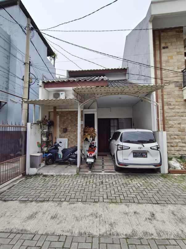 dijual rumah bintara