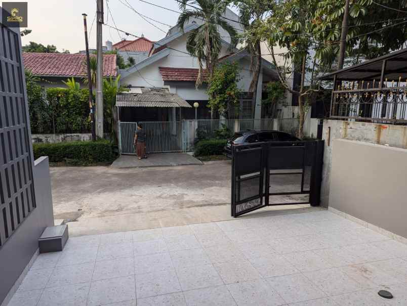 dijual rumah bintaro jaya sektor 9