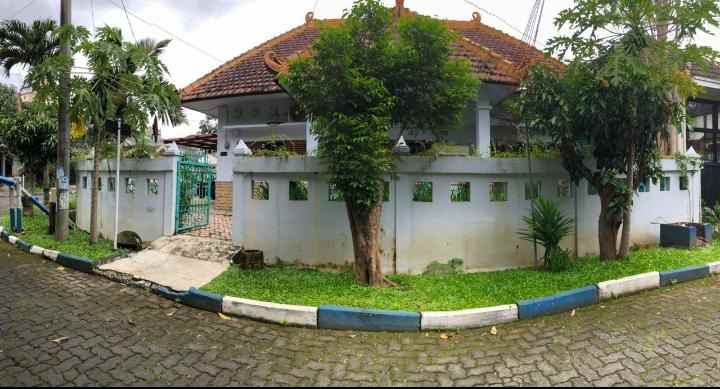 dijual rumah blimbing