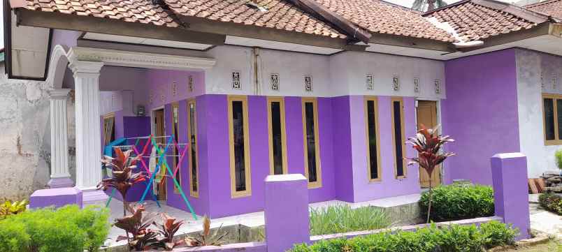 dijual rumah bojong